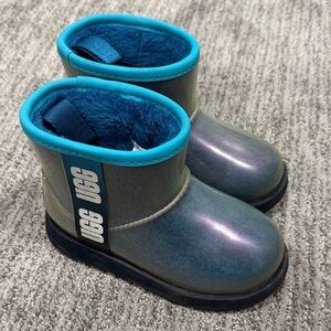 UGG Kids Boots with Iridescent Finish and Blue Accents